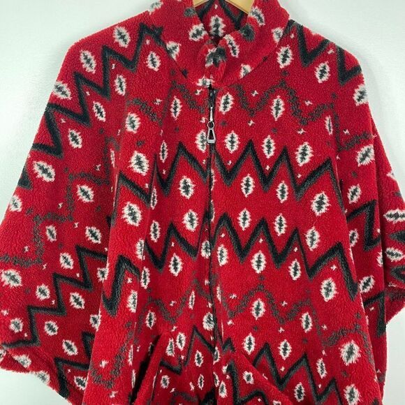 One Size Fits Most Pullover Teddy Fleece Poncho Shawl  Half Zip  Pockets Red - Picture 3 of 4
